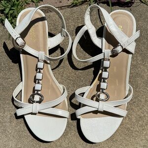 Nicole white strappy sandals with gold accents size 10